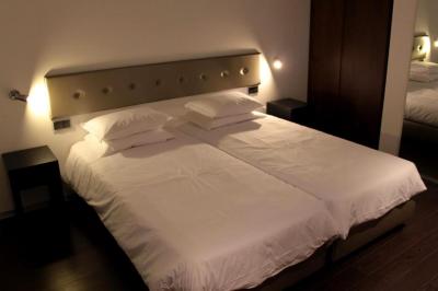 Twin Room 3