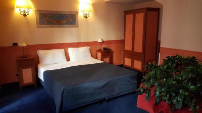 Triple Room 2