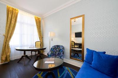 Triple Room 6