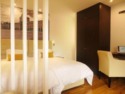 Two-Bedroom Apartment (6 Adults) 2