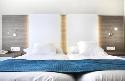 Superior Double Room (2 Adults) 1