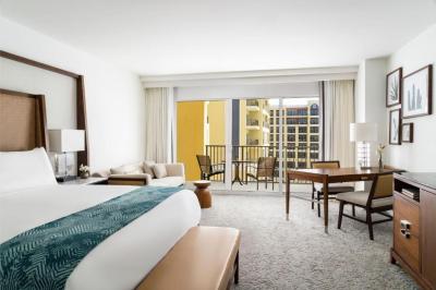 Limited View Room 8