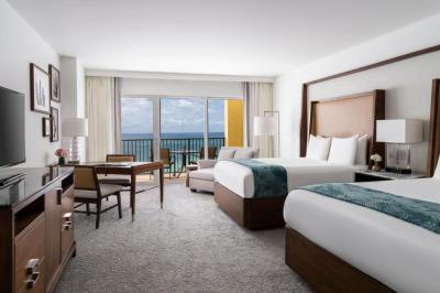 Ocean Front Queen Room 10