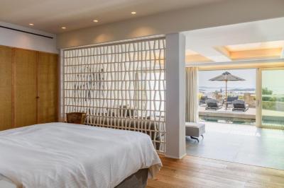 Mansion Suite 6