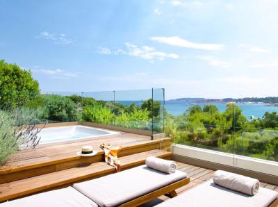 Rooftop Penthouse Suite 3