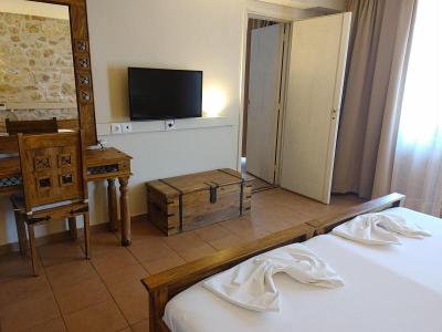 Family Room 5