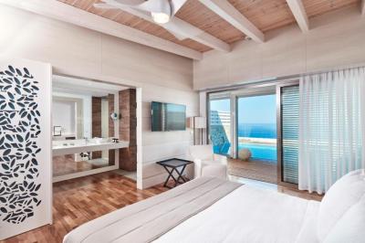 Belvedere Private Suite Sea View and Private Pool 11