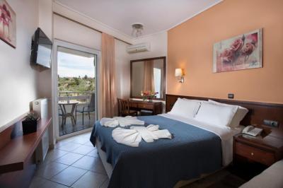 Double Room with Extra Bed 2