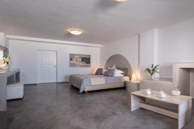Standard Double or Twin Room 1