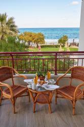 Double Room with Sea View 3