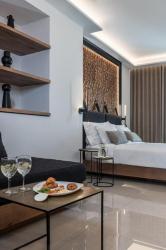 Junior Suite with Side Sea View 8
