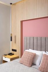 Large Double or Twin Room 7