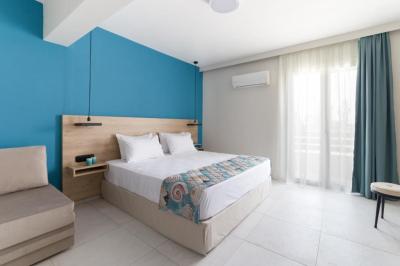 Superior Double Room with Garden View 1