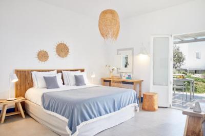 Double Room with Terrace & Sea View 1