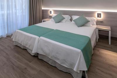 Economy Double Room (2 Adults) 10