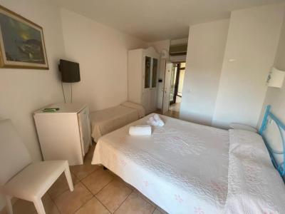 Triple Room 2