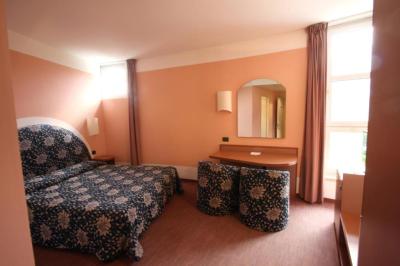Standard Double or Twin Room 1