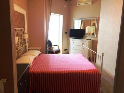 Single Room with Spa Access 1