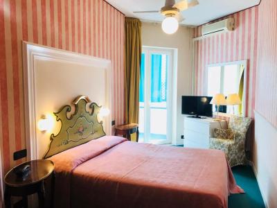 Economy Single Room with Spa Access 7