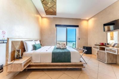 Double Room with Sea View 1