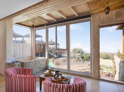 Deluxe Suite with Sea View 2