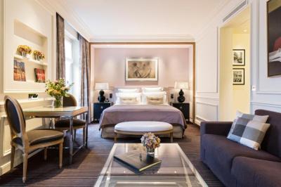 Junior Suite con Balcone 8