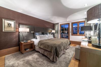 Executive Suite 9