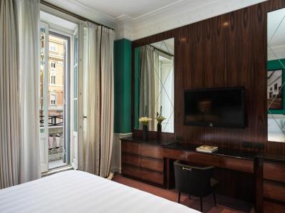 Deluxe Double Room 2