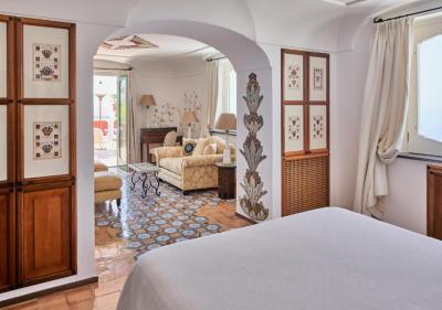 Superior Junior Suite with Sea View 6