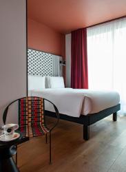 Deluxe Double Room 2