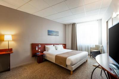 Superior Queen Room - Non Smoking 6