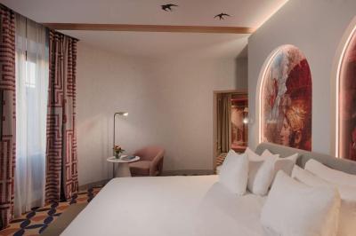 Junior Suite with View and Terrace 13