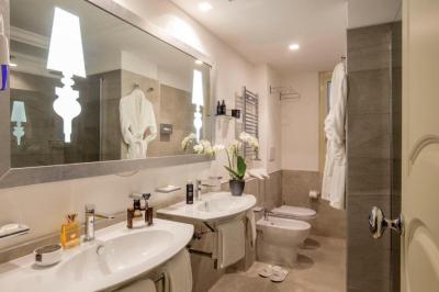 Executive Double Room 4