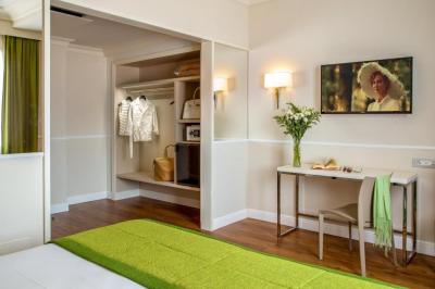 Triple Room 2