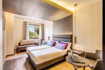 Triple Room 6