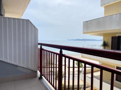 Double Room with Balcony and Sea View 3