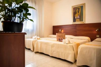 Economy Quadruple Room 6