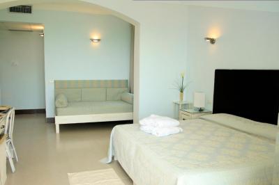 Junior Suite with Sea View 4