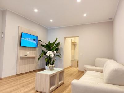 Suite with Sea View 11