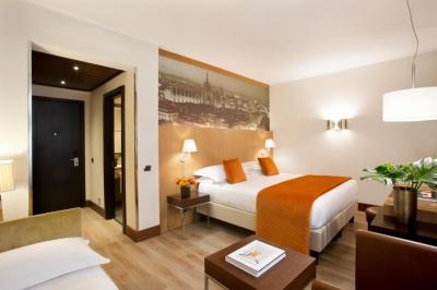 Deluxe Triple Room 6
