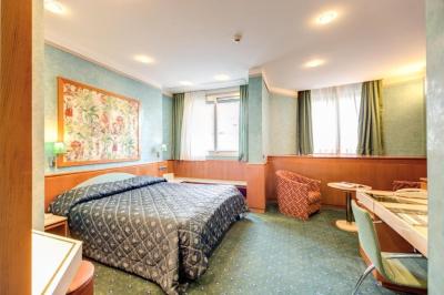 Double Room 2