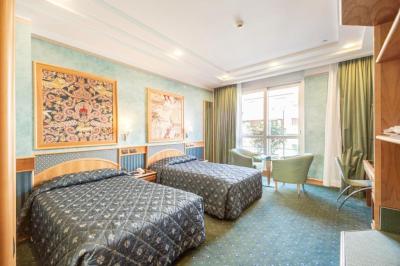 Twin Room 3