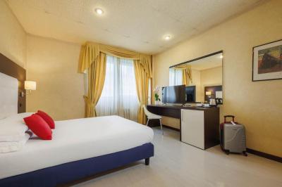 Standard Double Room 1