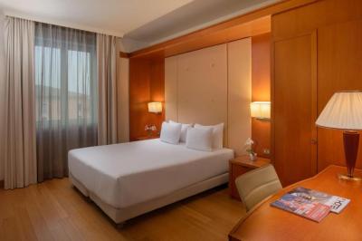 Habitaci&oacute;n Familiar contigua (2 adultos + 2 ni&ntilde;os) 11