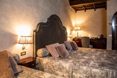 Classic Triple Room 4