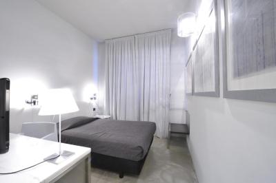 Single Room 1