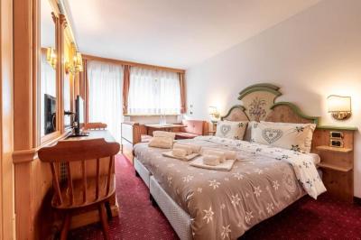 Standard Doppel- oder Zweibettzimmer 1