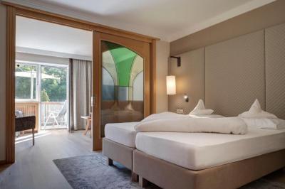 Suite 1
