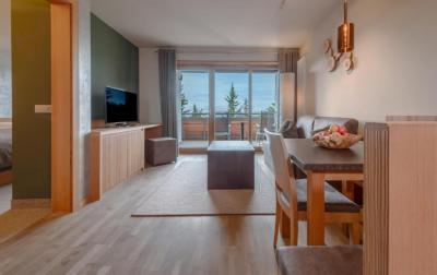 Junior Suite with Balcony 3