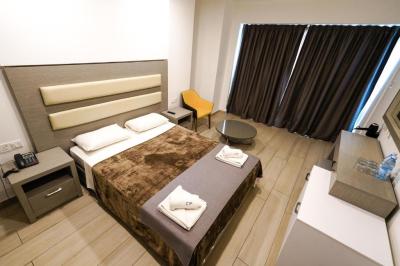 Junior Suite with Sea View 5